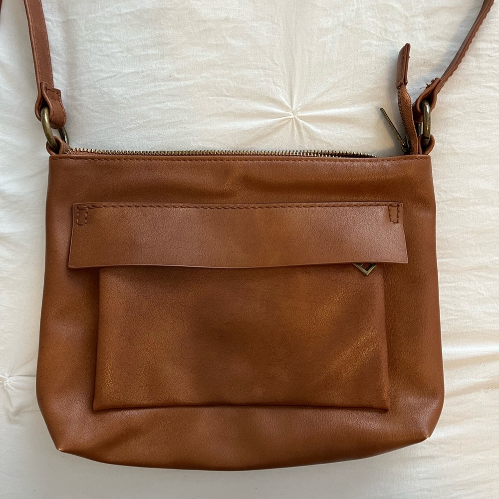 Universal Threads Cross Body Bag
